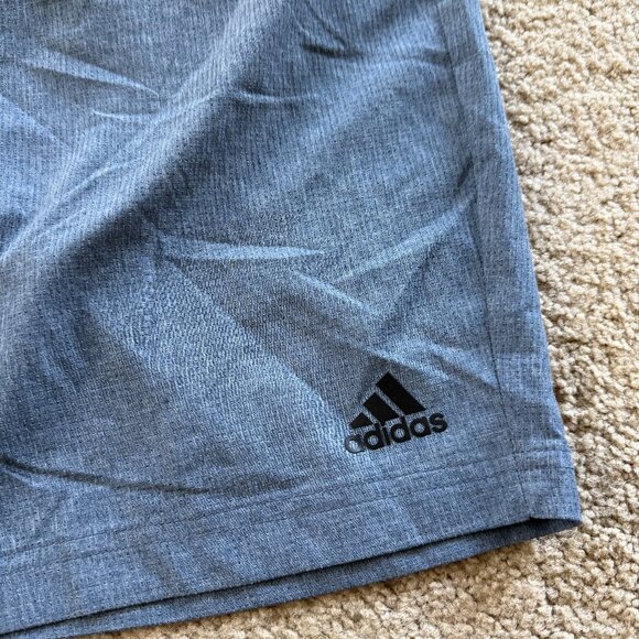 MENS ADIDAS Golf Shorts GREAT condition 2XL Blue Grey draw string elastic waist - Picture 1 of 4
